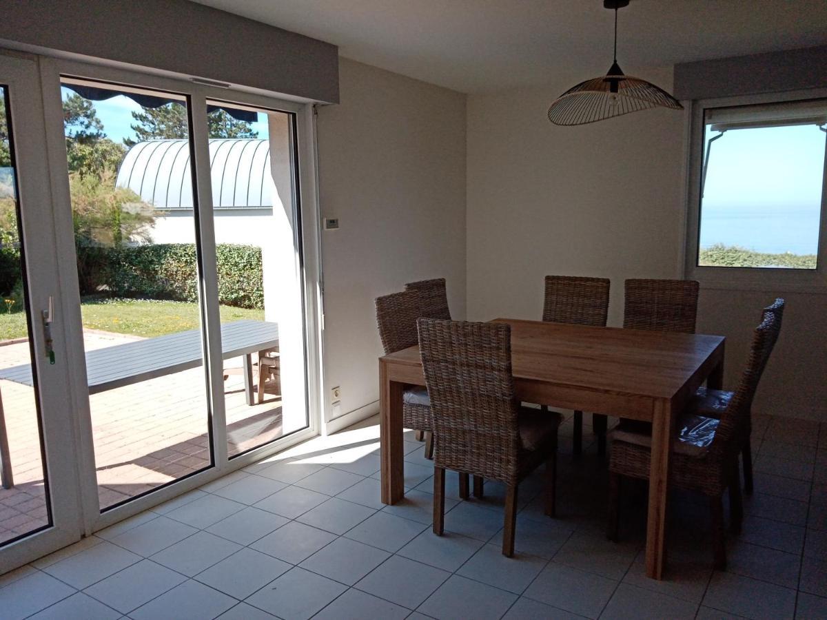 Maison Vue Mer Γκρανβίλ Εξωτερικό φωτογραφία